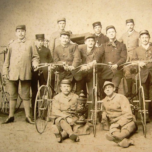 Gruppenaufnahme Velocipedclub Pfaffenhofen 1890